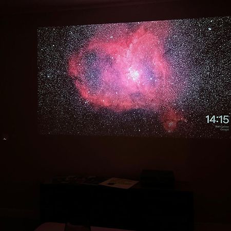 Stylish Apartment With Video Projector Bukarest Exteriör bild