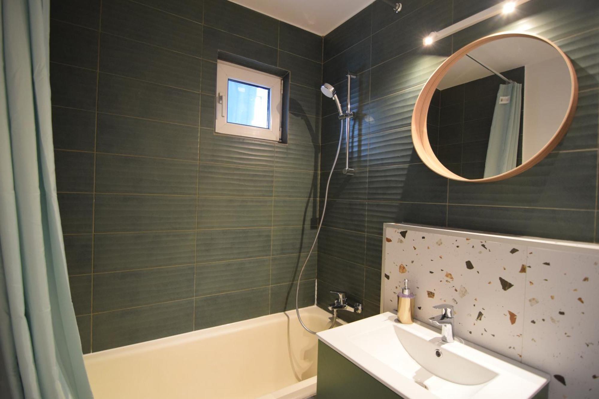 Stylish Apartment With Video Projector Bukarest Exteriör bild